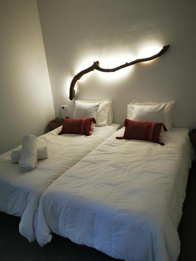 Niriides Hotel Apartments Sými Eksteriør bilde