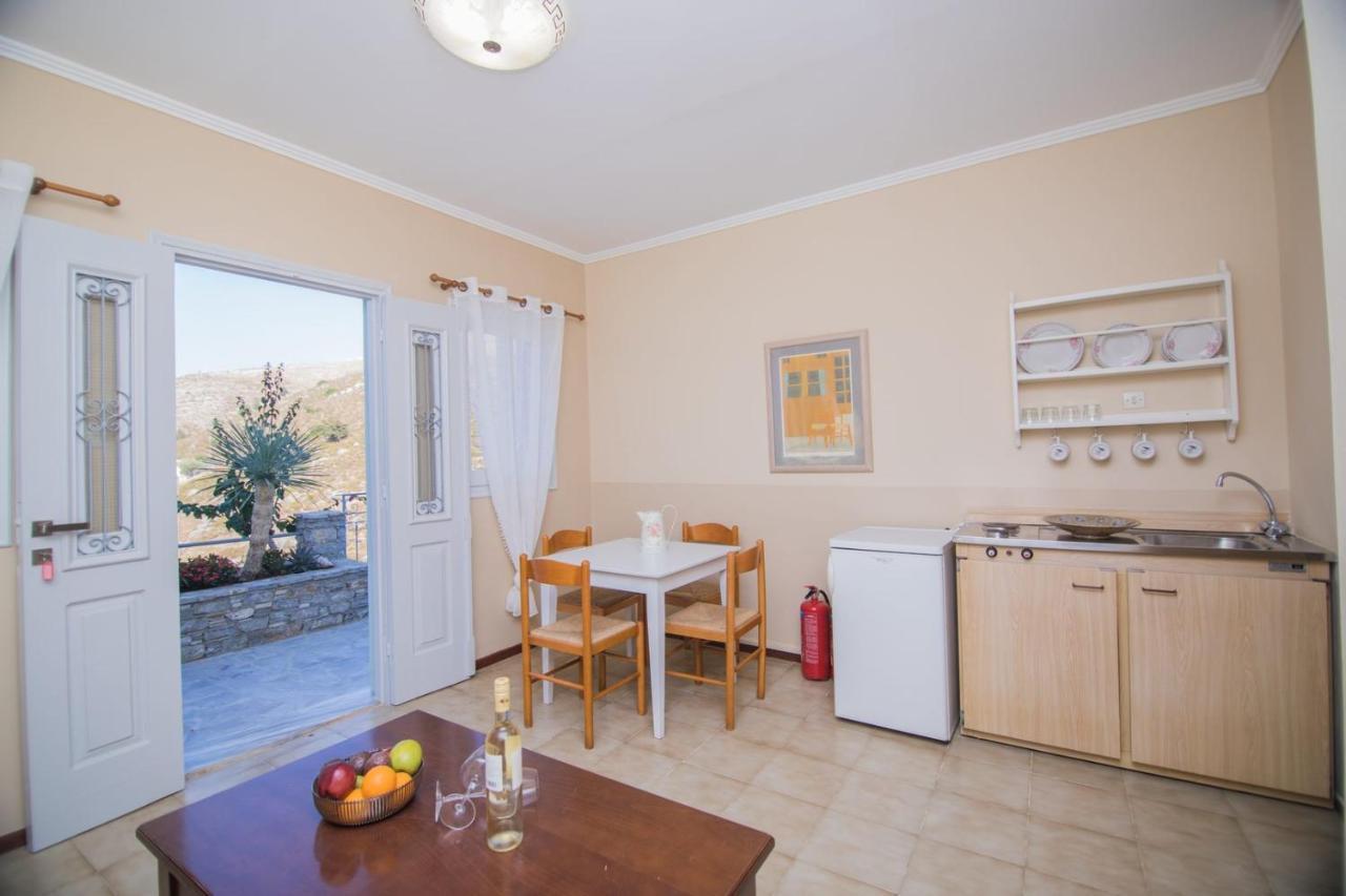 Niriides Hotel Apartments Sými Eksteriør bilde