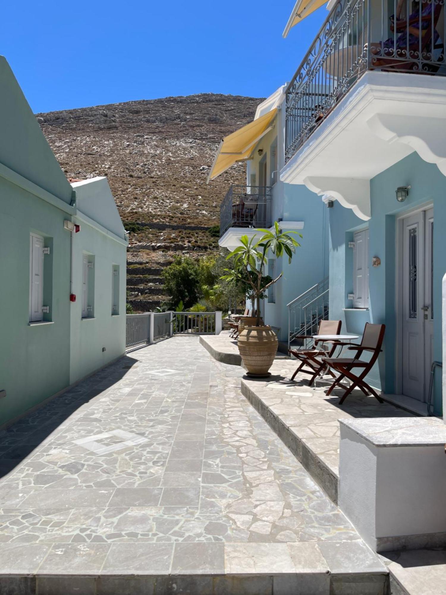 Niriides Hotel Apartments Sými Eksteriør bilde